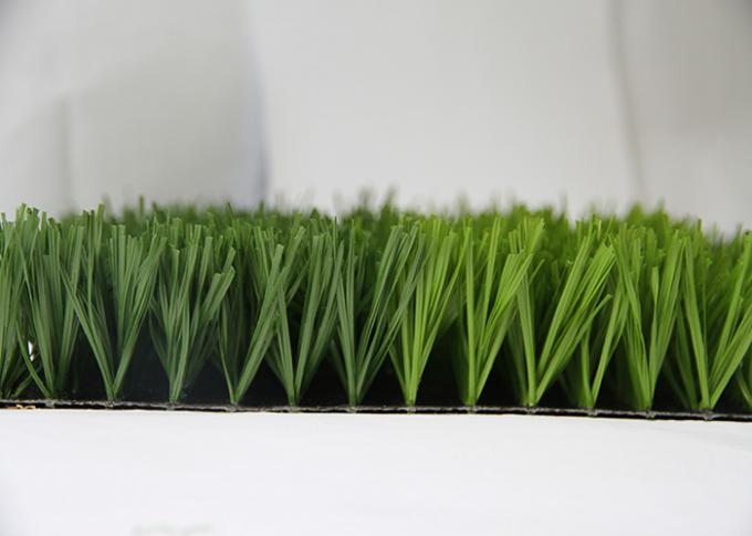 水救うサッカーは摩耗抵抗の人工的な草のカーペットを遊ばす 0