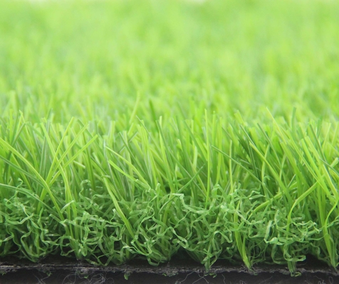 中国 屋内総合的な芝生のLandscrapingの人工的な泥炭は庭の芝生のための50mmを草でおおう サプライヤー