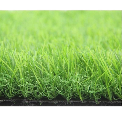 中国 Landscrapingの総合的な人工的な泥炭の庭の芝生の偽造品の草のカーペット サプライヤー