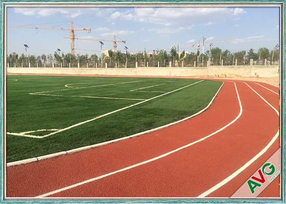 中国 独特なFibrillated構造のサッカーの人工的な草12000のDtexの十分の表面 サプライヤー