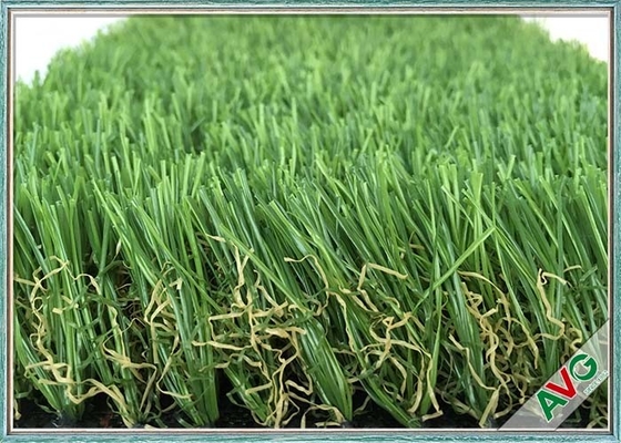 中国 紫外線抵抗の装飾の人工的な草の環境に優しいカーペット サプライヤー