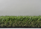 緑の人工的な草を美化する反火は15mm - 60mmの高さにカーペットを敷く サプライヤー