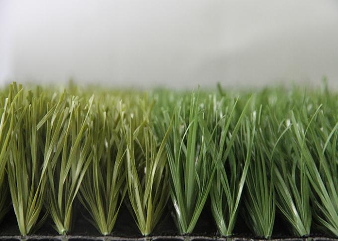 高性能の装飾的なサッカーの人工的な草16/10 cmのステッチ率 0