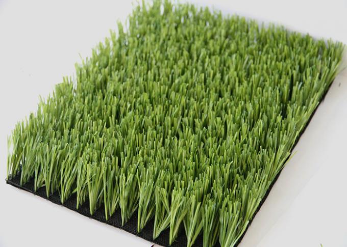 山の最高60mm緑のサッカーの人工的な草のPE PP材料国際サッカー連盟は証明した 0