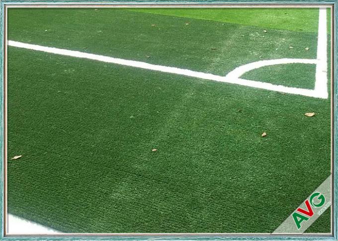 フットボールの擬似泥炭13000ヤーンのDtexの緑色の耐久のフットボールの合成物質の草 0