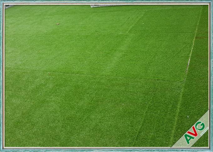 Wは人工的な草を美化している高い弾性の屋外の人工的な草を形づける 0