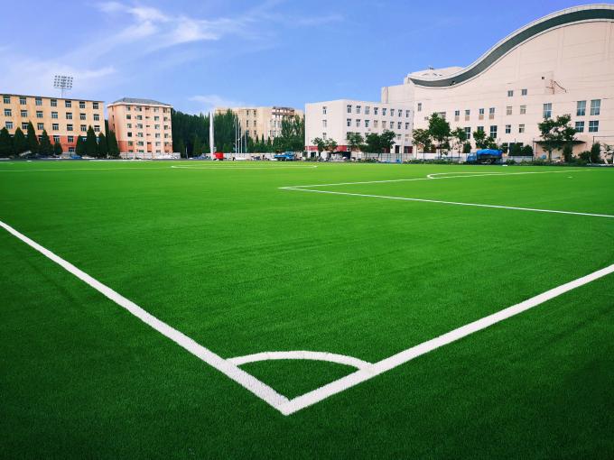 フットボールのサッカーの草のサッカーのためのフットボールの草の人工的な草 0