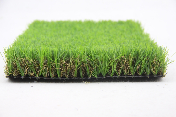 中国 SGSの庭の擬似草のカーペットの緑の60mm美化の泥炭の床 サプライヤー