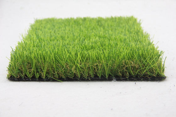 中国 庭の芝生の25MMの人工的な草のマットの景色のための人工的な草のカーペット サプライヤー