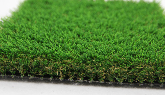 中国 庭の景色の草の人工的な25MM人工的な草のための総合的な草 サプライヤー