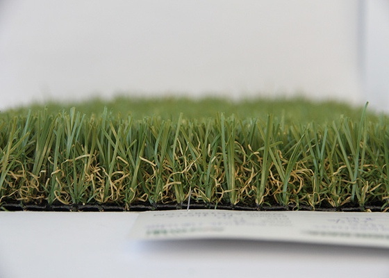 中国 ゴム製微粒の草を美化するための厚く柔らかい屋内人工的な草 サプライヤー
