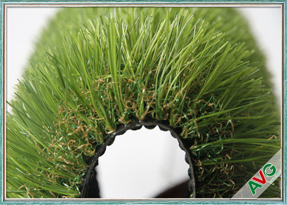 中国 庭装飾用ESTO LC3の標準のための人工的な草を美化する緑色 サプライヤー
