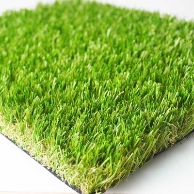 中国 庭のための草の床のカーペットの屋外の緑の敷物の総合的な人工的な泥炭 サプライヤー