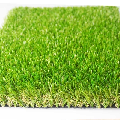 中国 草の床のFakegrassの芝生の屋外の緑のカーペットの人工的な泥炭 サプライヤー