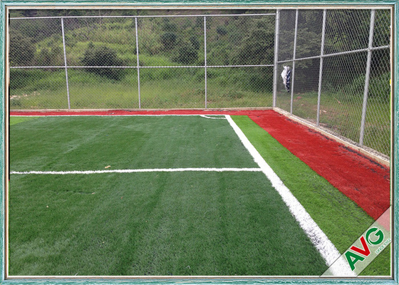 中国 自然な感じのフットボール競技場/サッカー競技場のための人工的な草50のmmのSGSの サプライヤー