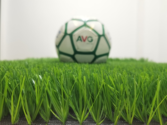 中国 国際サッカー連盟はフットボール競技場のための人工的な泥炭にカーペットを敷くために泥炭のフットボールの人工的な草を承認した サプライヤー
