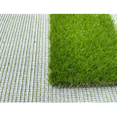 中国 装飾の自然な見る柔らかい人工的な草の合成物質は庭のためのワイヤーを曲げた サプライヤー
