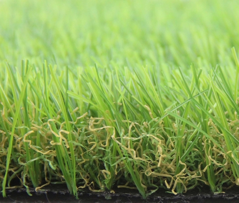 景色の草の庭の人工的な泥炭の景色は50MMの人工的なカーペット草を草でおおう サプライヤー