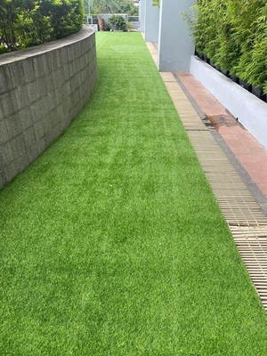 泥炭のカーペットの人工的な草の泥炭に床を張る総合的な泥炭のGazonの景色の庭 サプライヤー