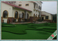 緑色の顕著な屋外の庭の偽造品の草13200のDtexの十分の表面 サプライヤー